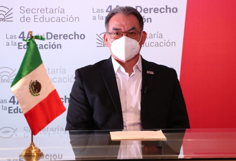 Justifica SEP que encarecimiento de uniformes fue por su calidad