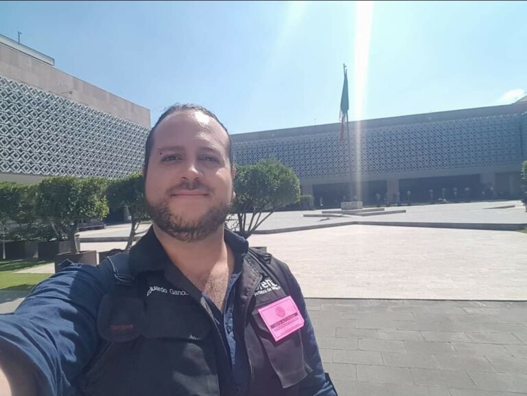 Eduardo Gandur se registra como aspirante a diputado de Morena