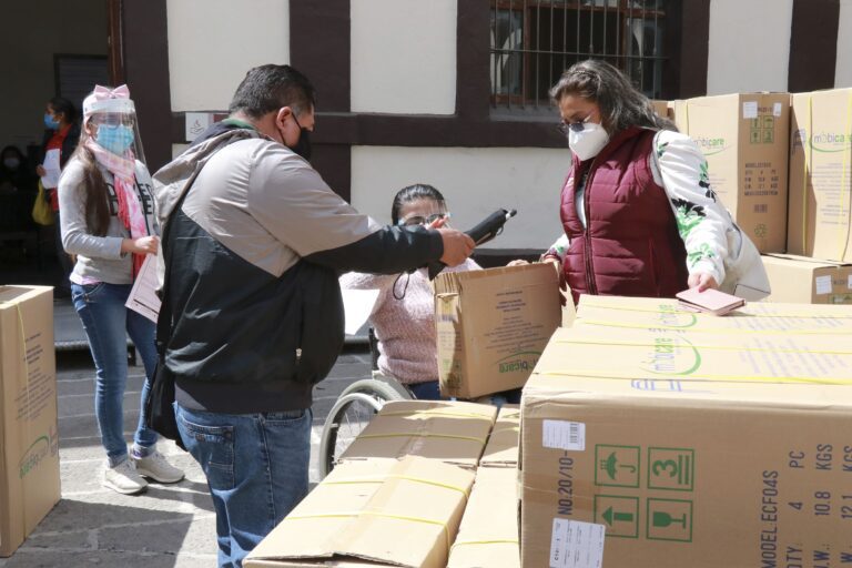Mantiene SEDIF apoyos a personas con discapacidad del interior estado
