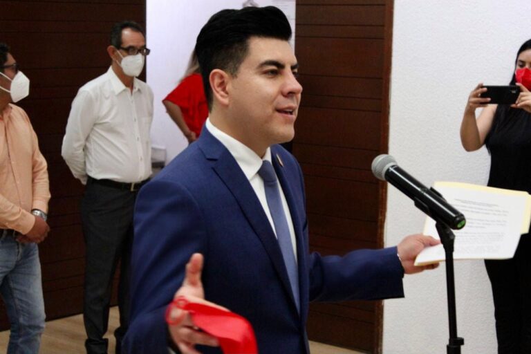 México necesita contrapesos, que el poder no se concentre en una sola persona: Jonathan Collantes Cabañas