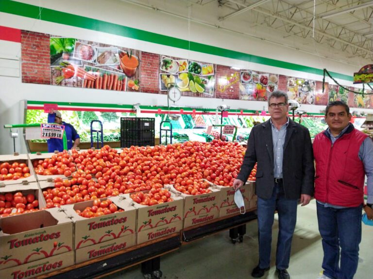 Apoya Gobierno del Estado exportación de tomate poblano a Estados Unidos