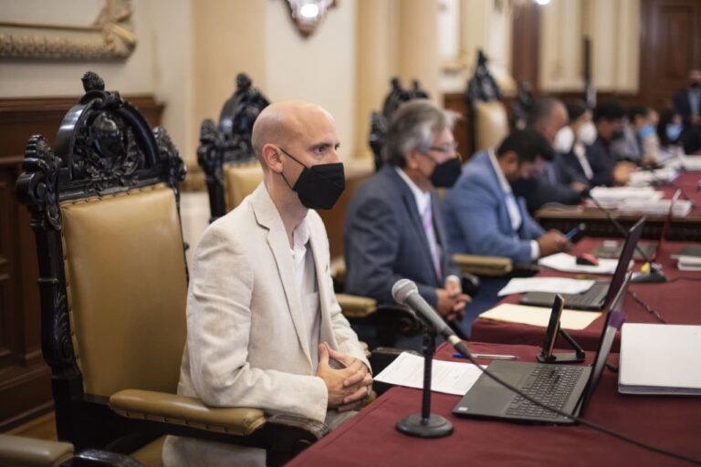 Cabildo poblano avala gestión sustentable de residuos sólidos urbanos y acceso universal al agua