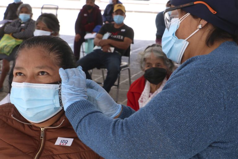 Las vacunas están desapareciendo los síntomas de Covid-19 prolongado en algunas personas