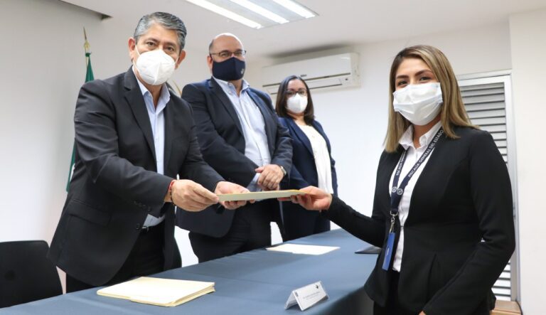 Personal de FGE recibe certificado de competencia para investigar tortura