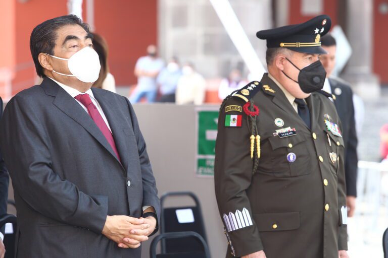 Preside MBH ceremonia conmemorativa del 215 aniversario del natalicio de Benito Juárez