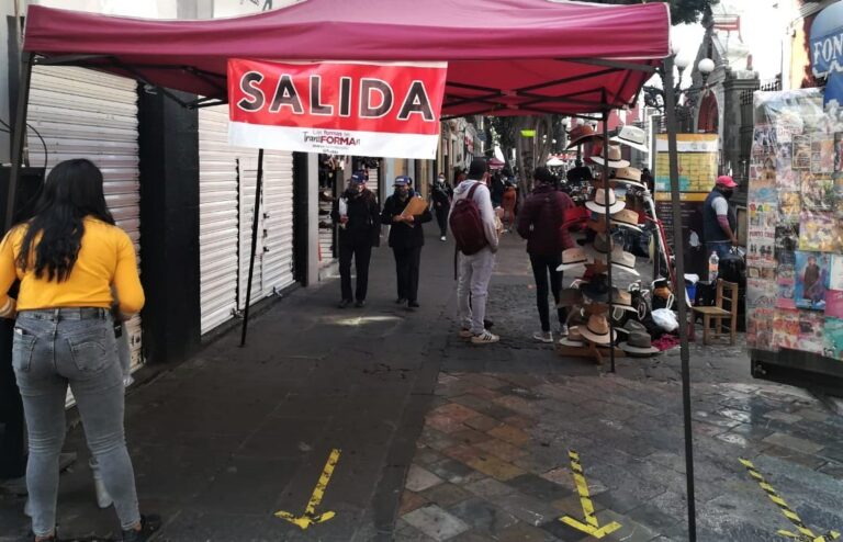 Reclama sector franquicias omisiones de Rivera para el retiro de ambulantes