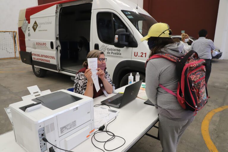 Registro Civil del SEDIF brinda atención a pobladores de San Pablo Xochimehuacan