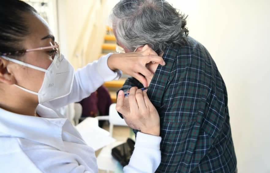 Se activan 21 puntos de vacunación en unidades médicas con nueva estrategia de inoculación
