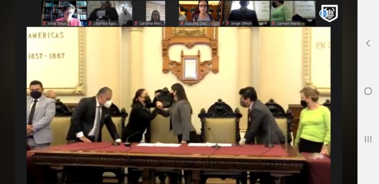 Argelia Arriaga rinde protesta como alcaldesa suplente de Puebla