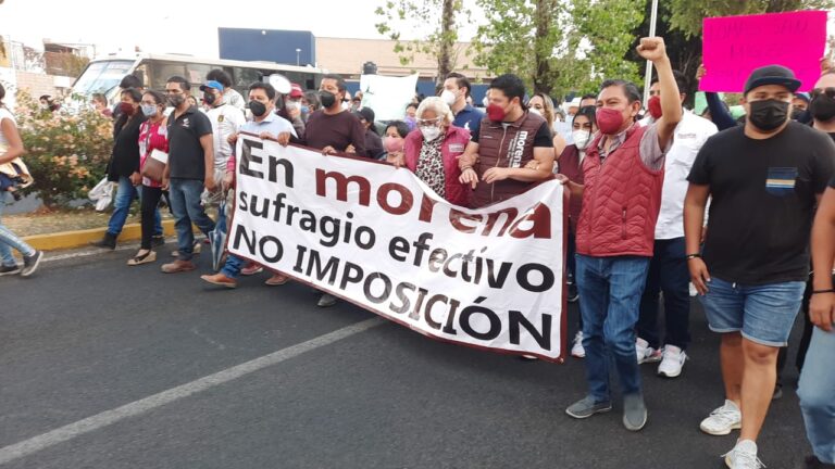 Arrecian manifestaciones de morenistas, Bracamonte y Biestro encabezan manifestación (VIDEO)