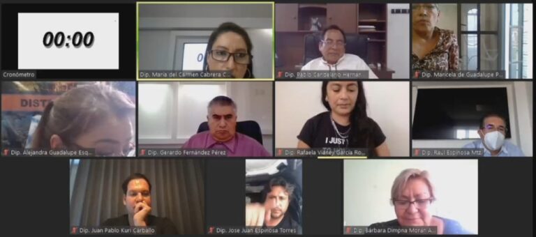 Avala Congreso de Puebla ocho solicitudes de licencias de diputados