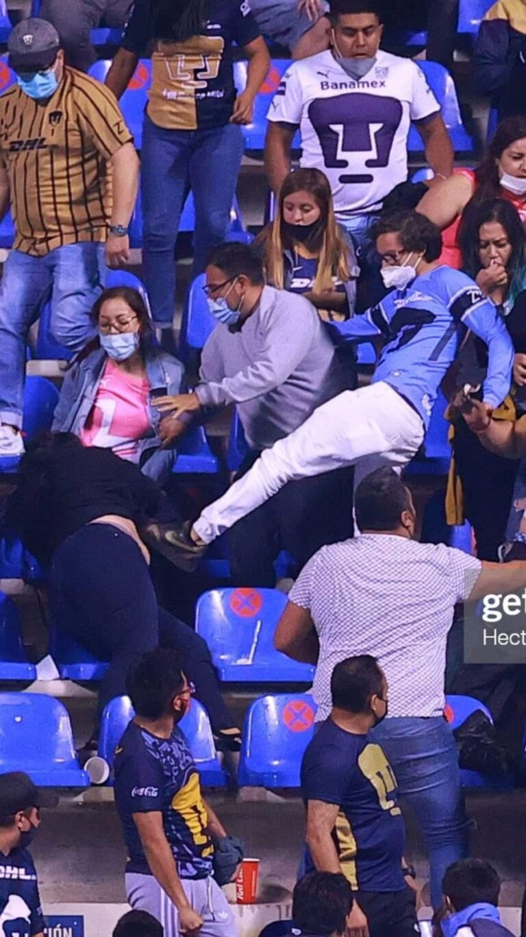Es Javier Álvarez, el aficionado de PUMAS que golpea a mujer en el Cuauhtémoc
