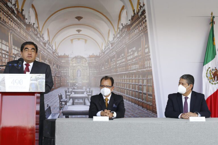 Existe en Puebla una sociedad con libertades y derechos: MBH