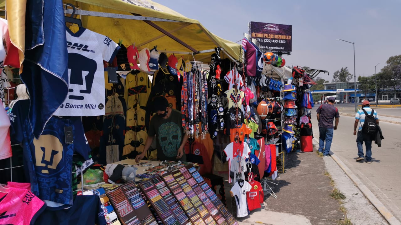 Lista la venta de cemitas y playeras en el Cuauhtémoc tras 14 meses que permaneció cerrado por COVID