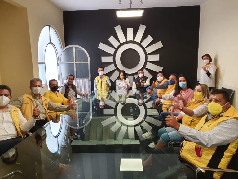 PRD Puebla realizó taller de comunicación digital