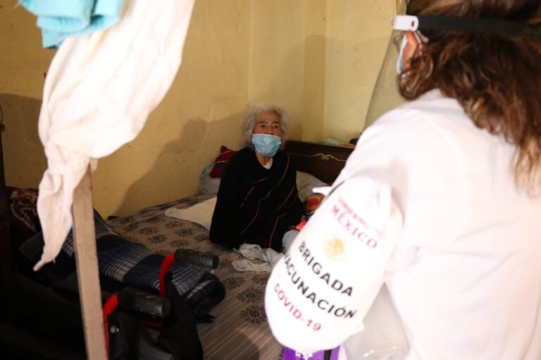 Son 200 puntos de vacunación Covid en 169 municipios de Puebla: SSA