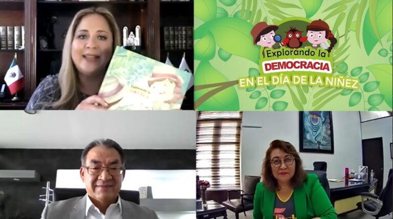 TEEP dona 300 libros “Explorando la democracia” a la SEP y al Sistema Estatal DIF