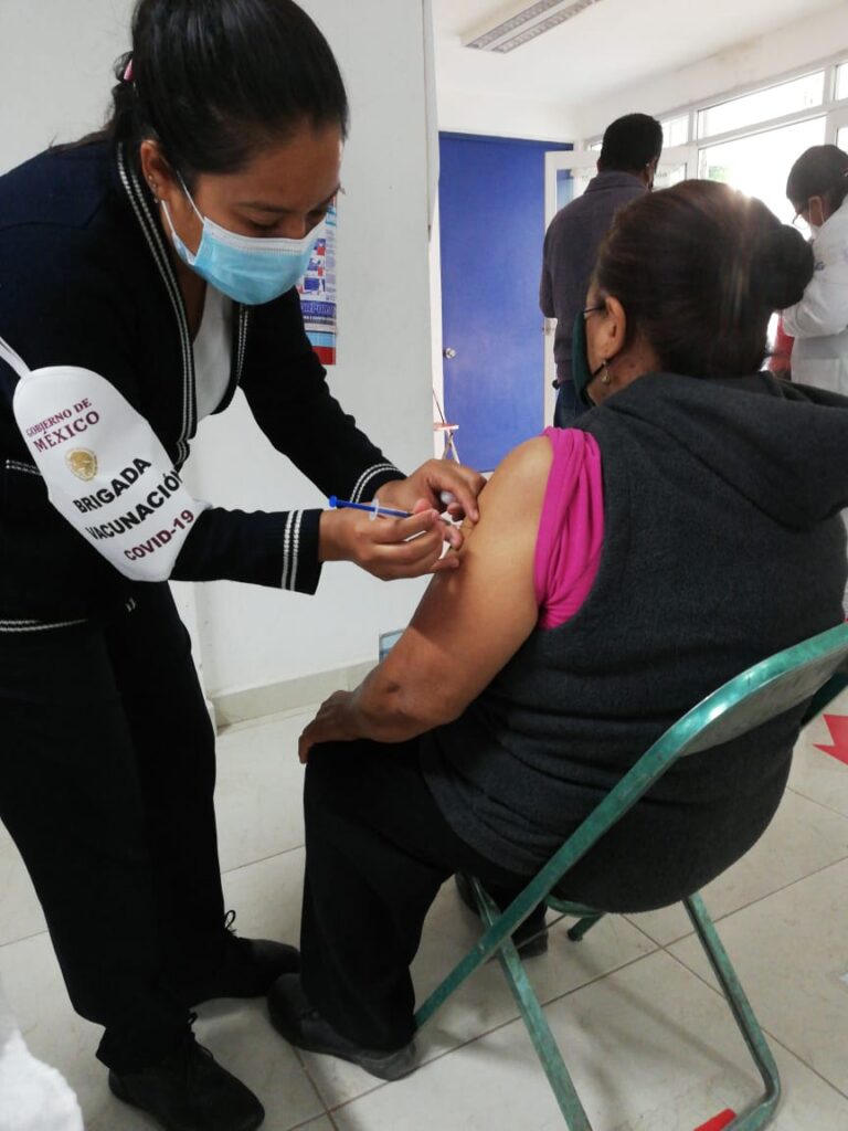 Inicia vacunación para personas de 50 a 59 años en Atlixco, Amozoc, Izúcar y zona conurbada
