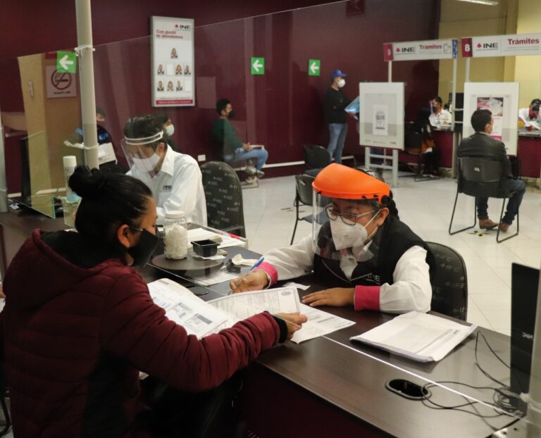 Recibe INE Puebla paquetes de la lista nominal para repartirse en las 7 mil 860 casillas