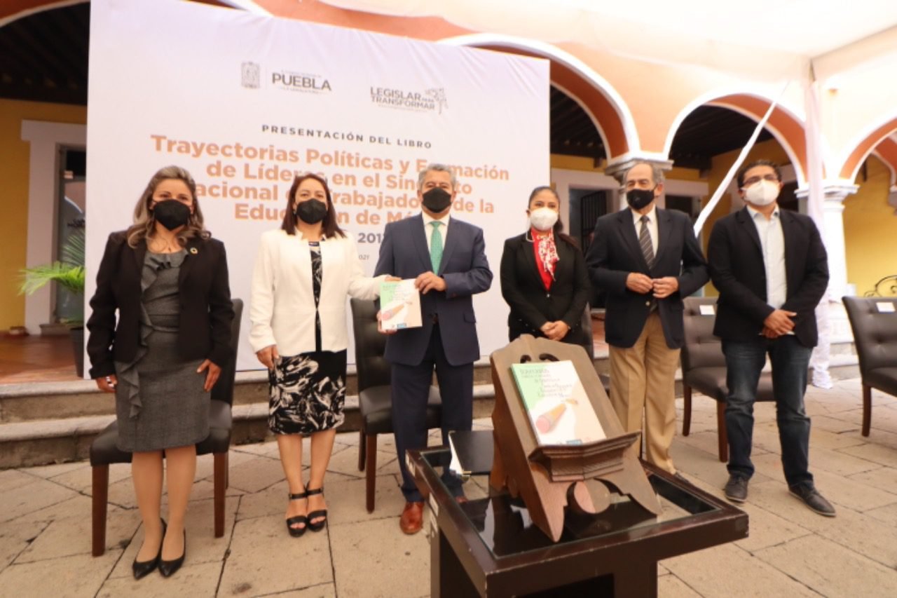 Presentan “Trayectorias Políticas y Formación de Líderes en el Sindicato Nacional de Trabajadores de la Educación”