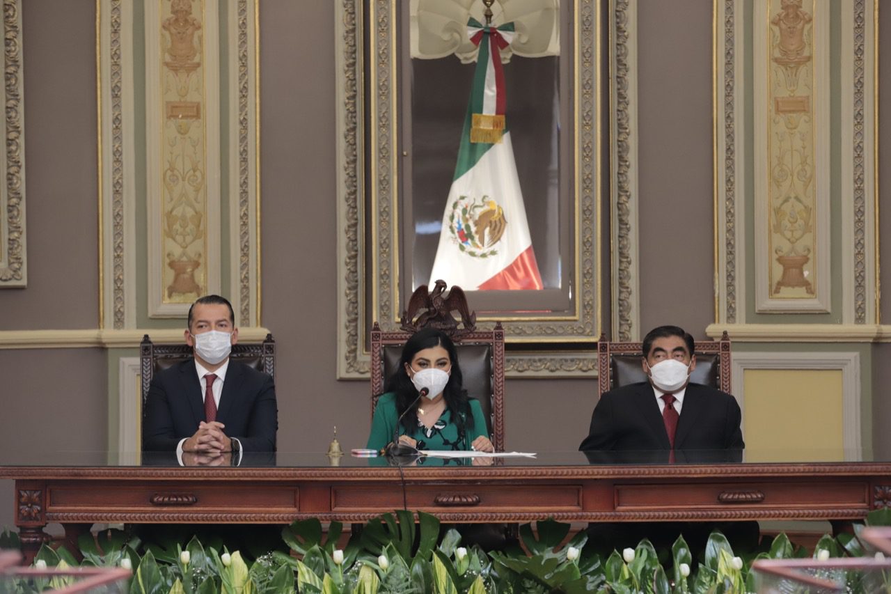 Acude Héctor Sánchez a instalación de la LXI Legislatura