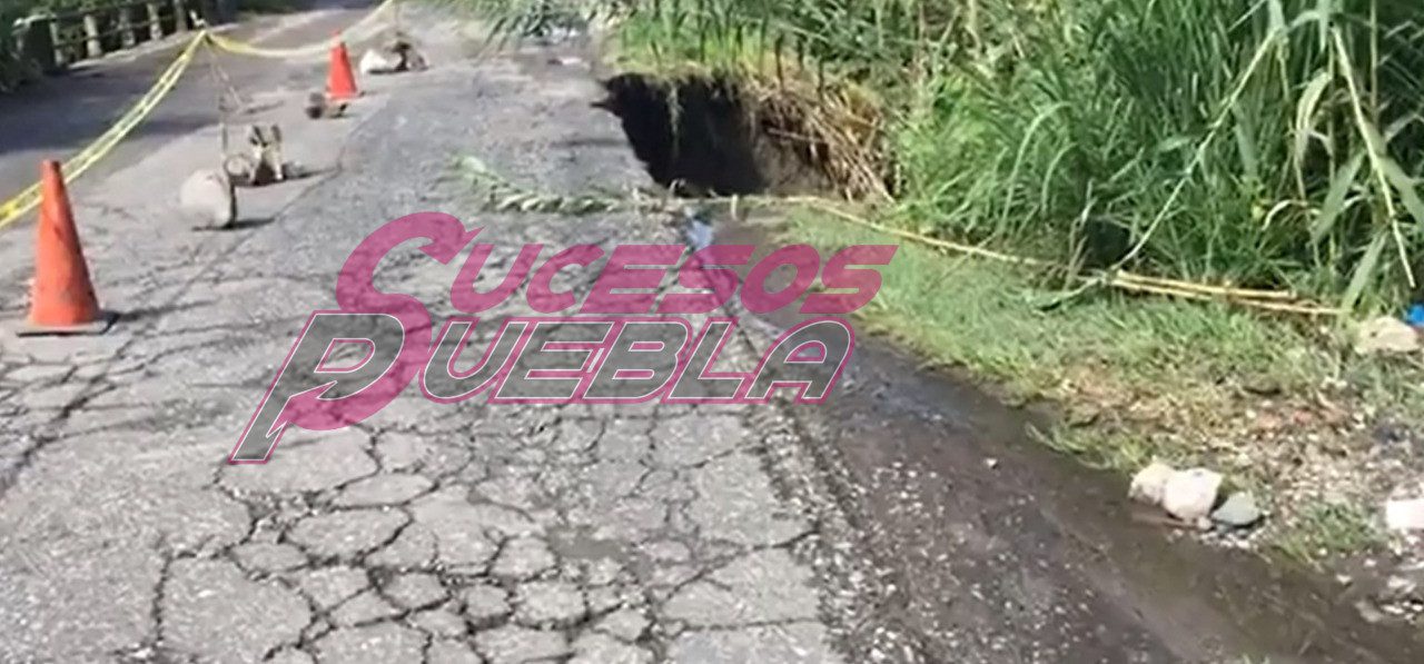 Se registra deslave en la carretera Izúcar-Atencingo, antes de Colón