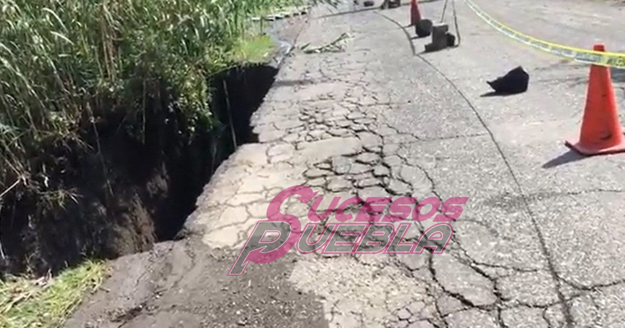 Se registra deslave en la carretera Izúcar-Atencingo, antes de Colón