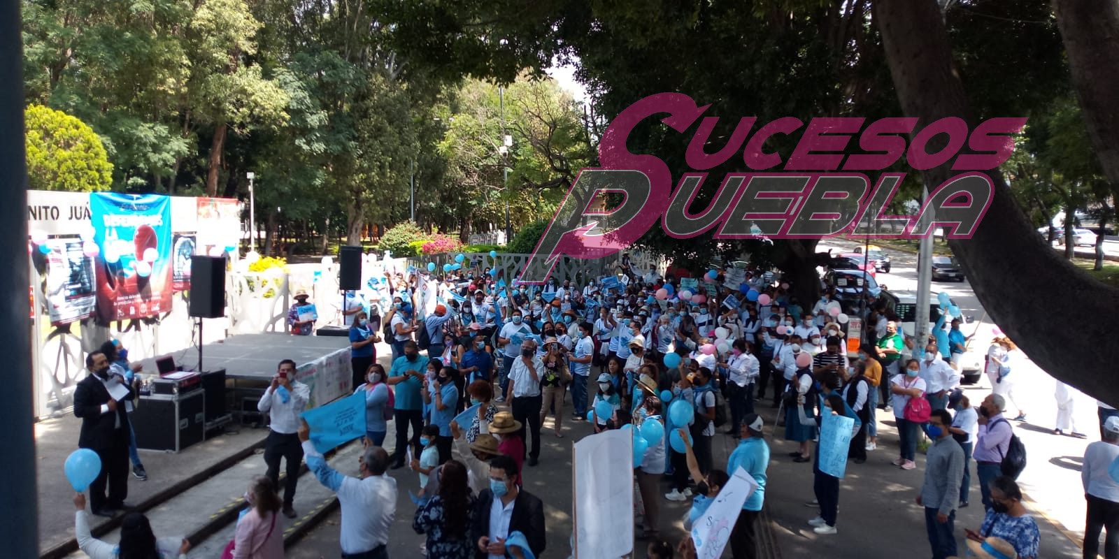 Se manifiestan en contra de la despenalización del aborto en Puebla