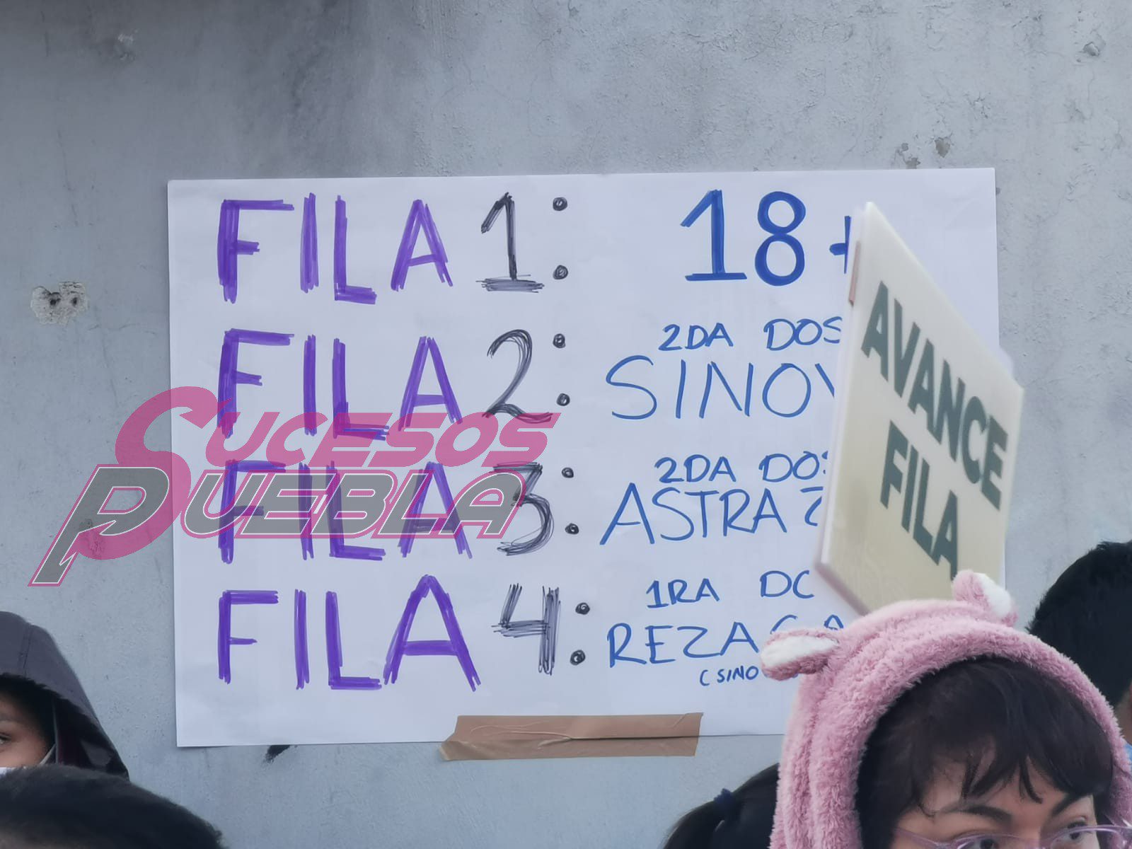 Largas filas en Hospital General del Sur por vacunación Covid a jóvenes de 18 y rezagados