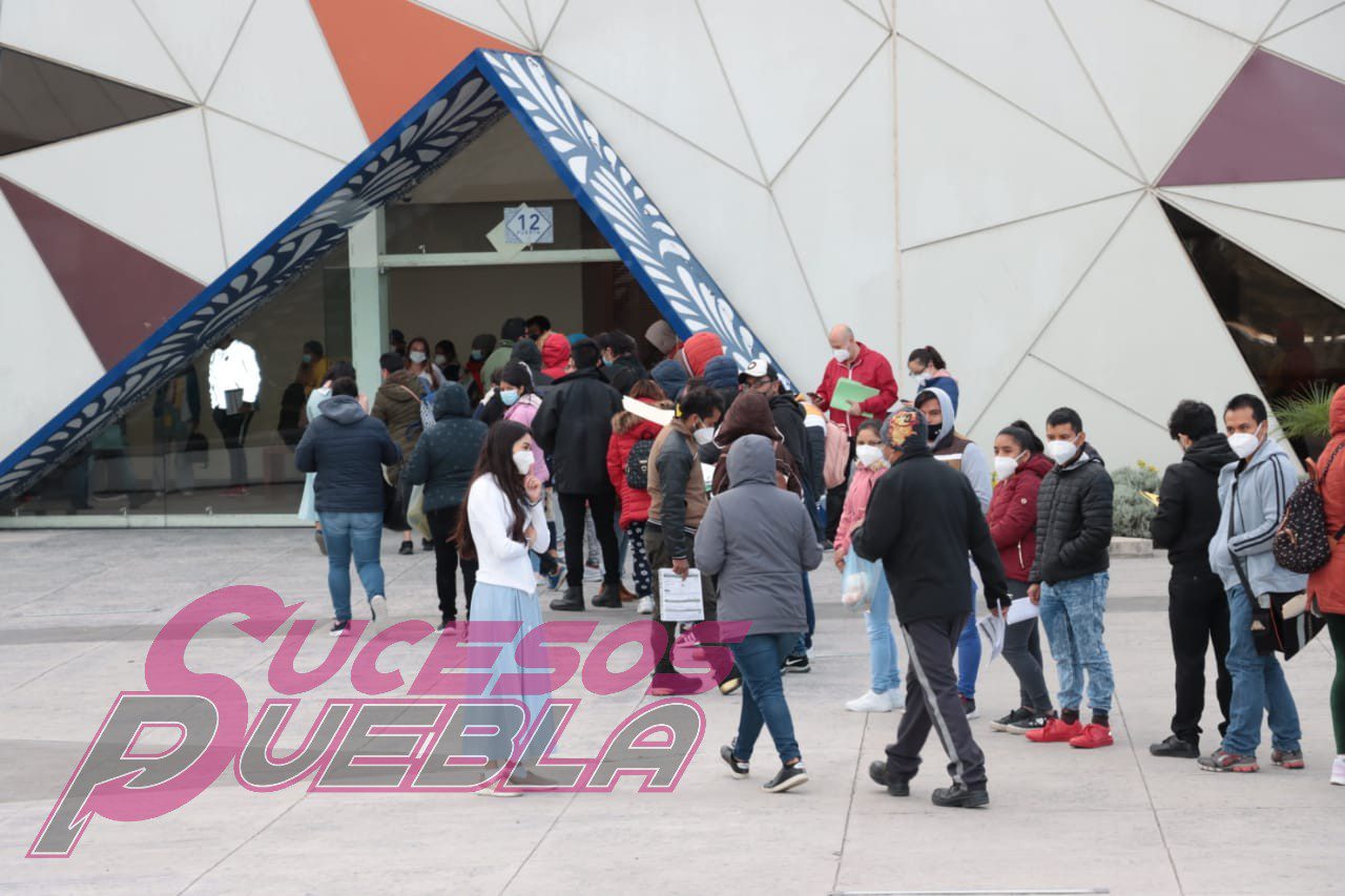 Fotogalería: arranca vacunación para jóvenes de 18 y más en la capital