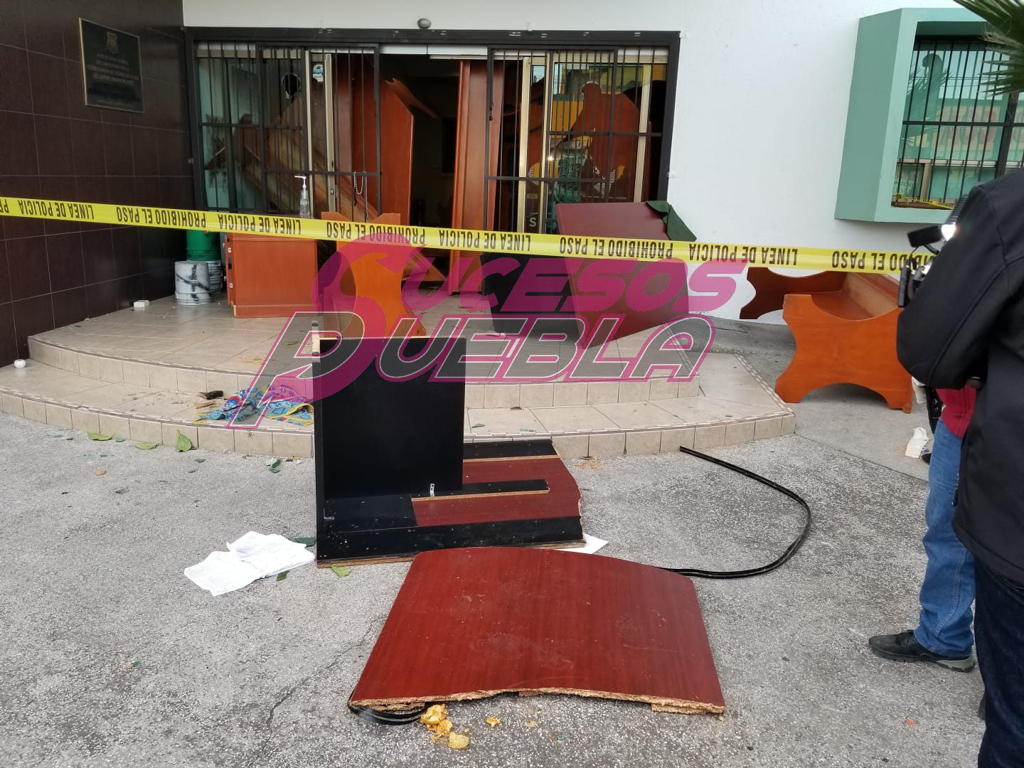 Asaltan y vandalizan el sindicato de trabajadores del municipio de Puebla