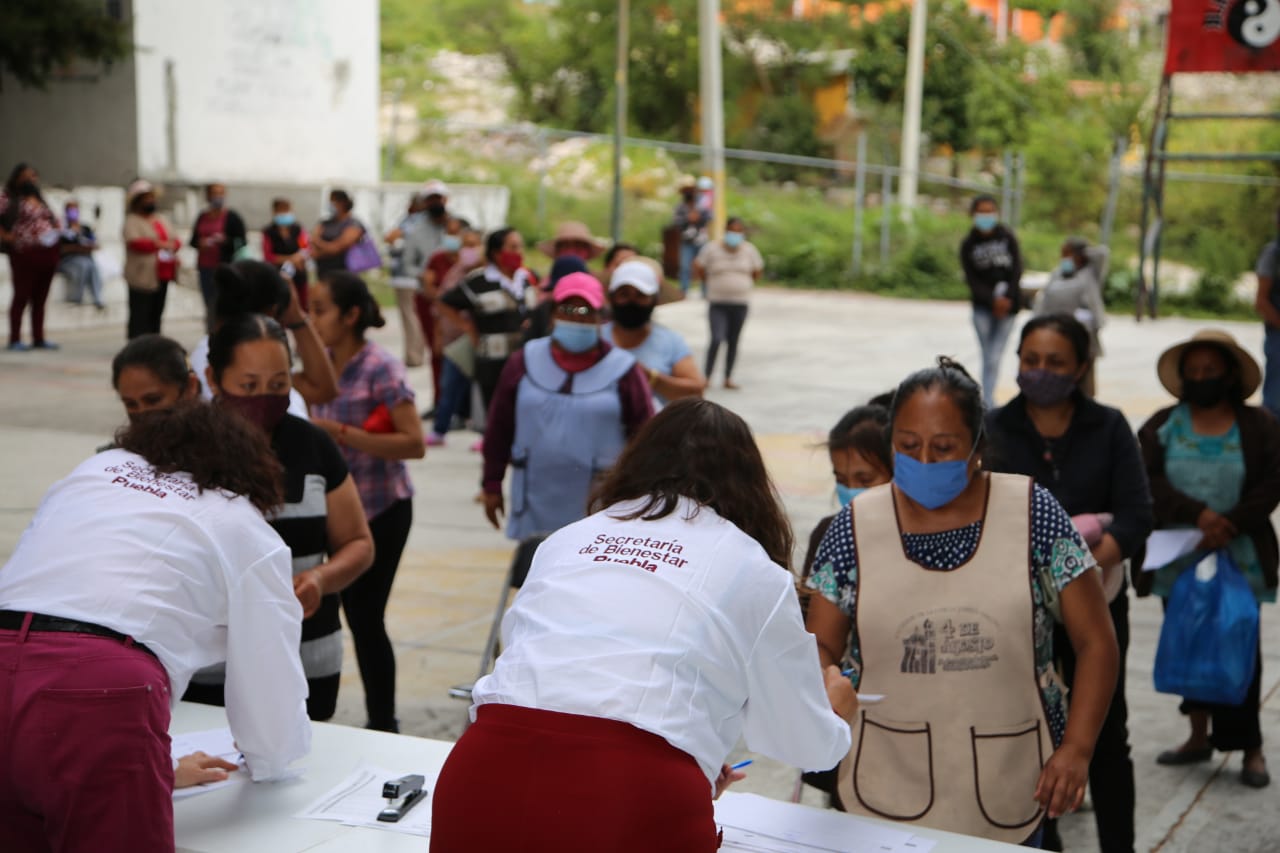 Inicia Bienestar primera entrega de producto lácteo en la capital poblana