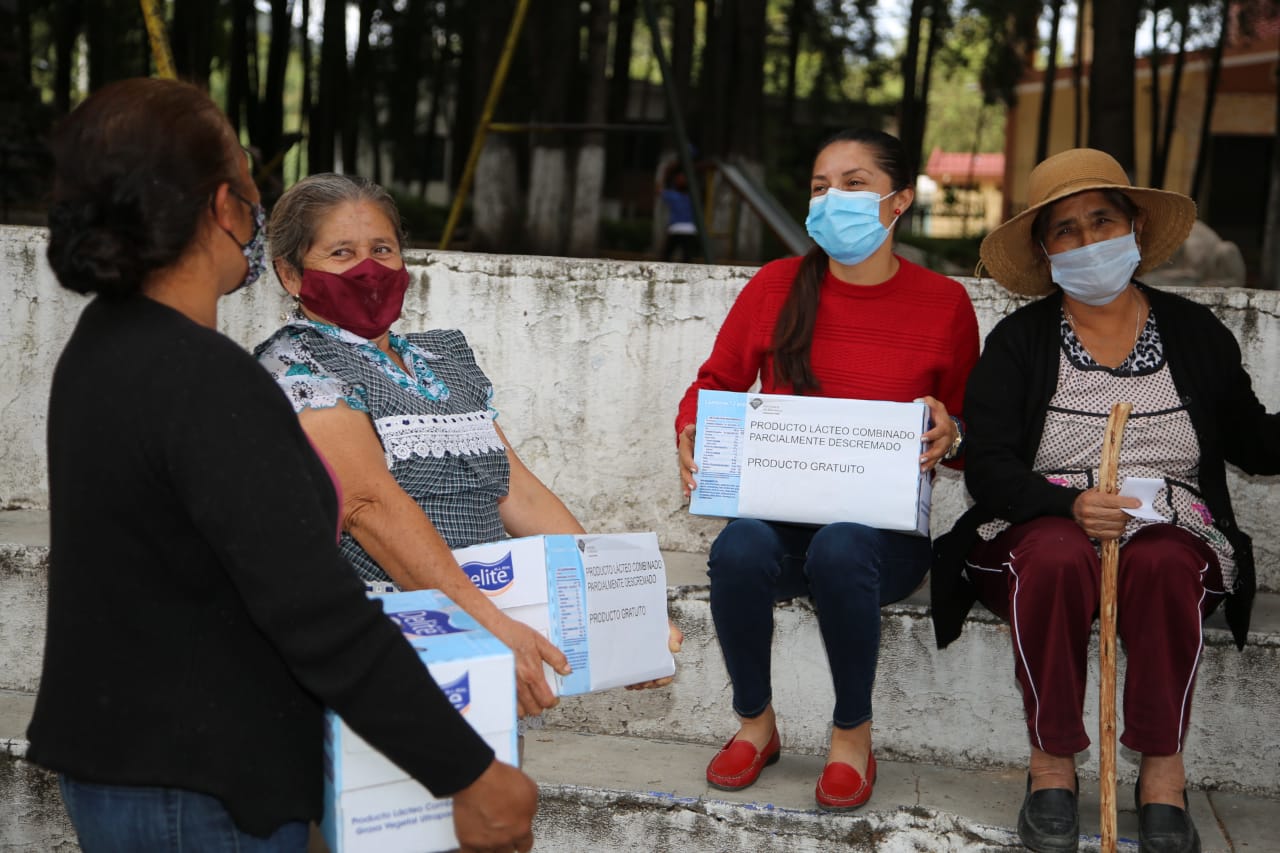 Inicia Bienestar primera entrega de producto lácteo en la capital poblana
