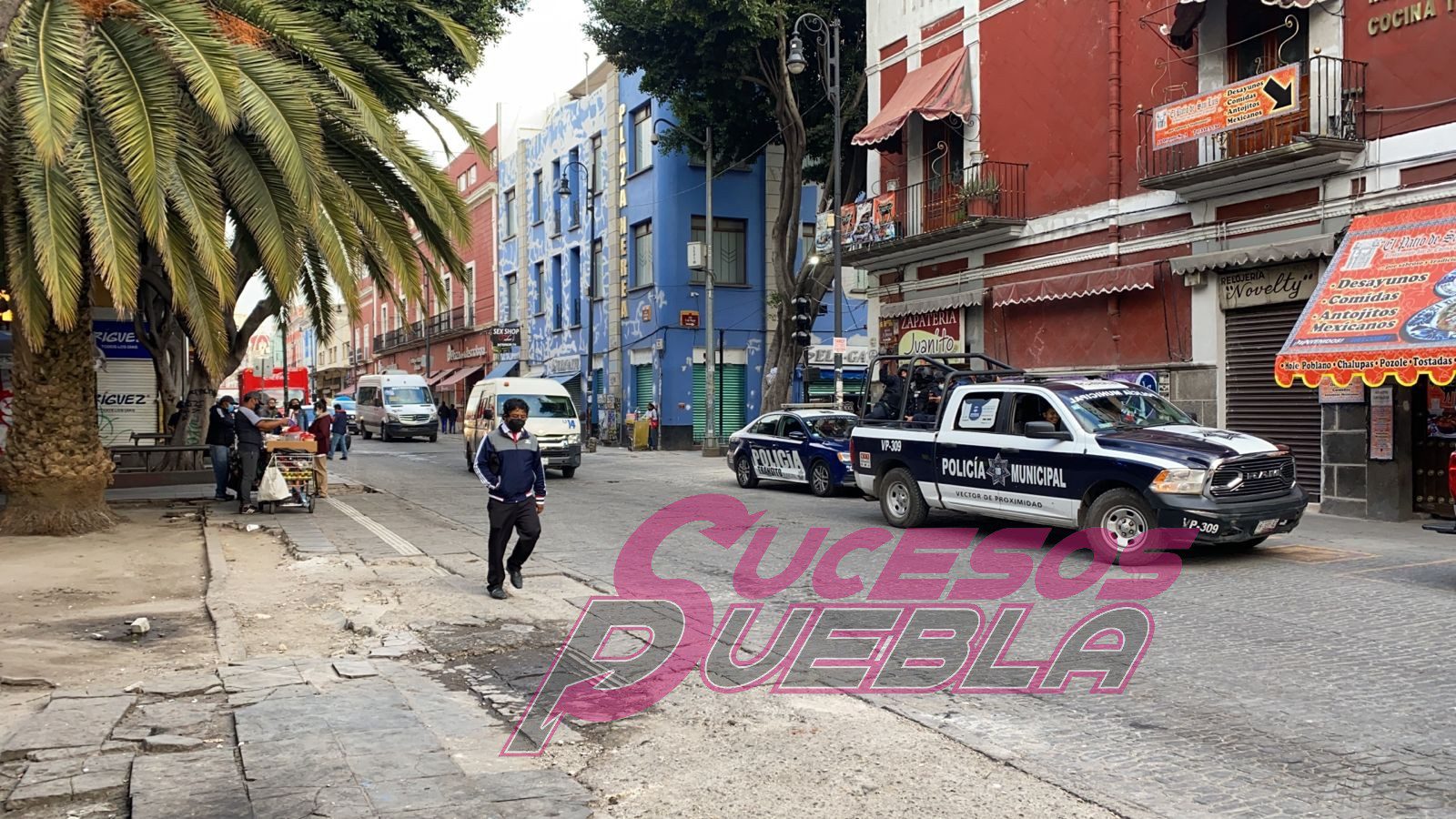 Regresó el cerco policíaco contra ambulantes del Centro de Puebla