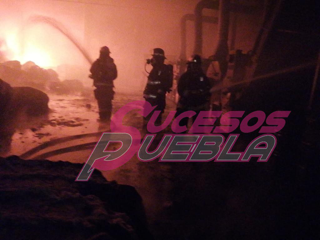 Arde fábrica de algodón en Chachapa