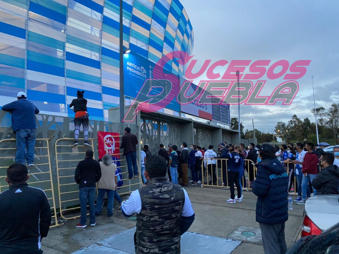 El Puebla negó el acceso a sus aficionados; hubo reclamos