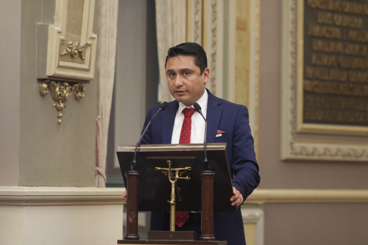 Recibe LXI Legislatura iniciativa del titular del Ejecutivo para la vigilancia de concursos estatales