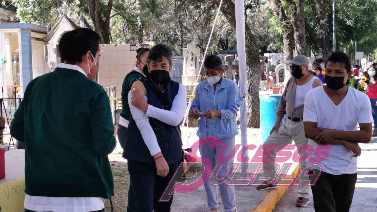 Inició en panteón municipal de Puebla la vacunacion contra la Influenza