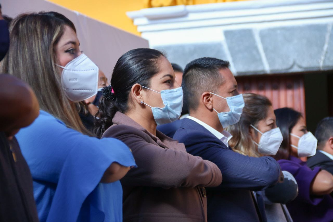 Llama Mundo Tlatehui a las y los servidores públicos a reafirmar los valores patrios