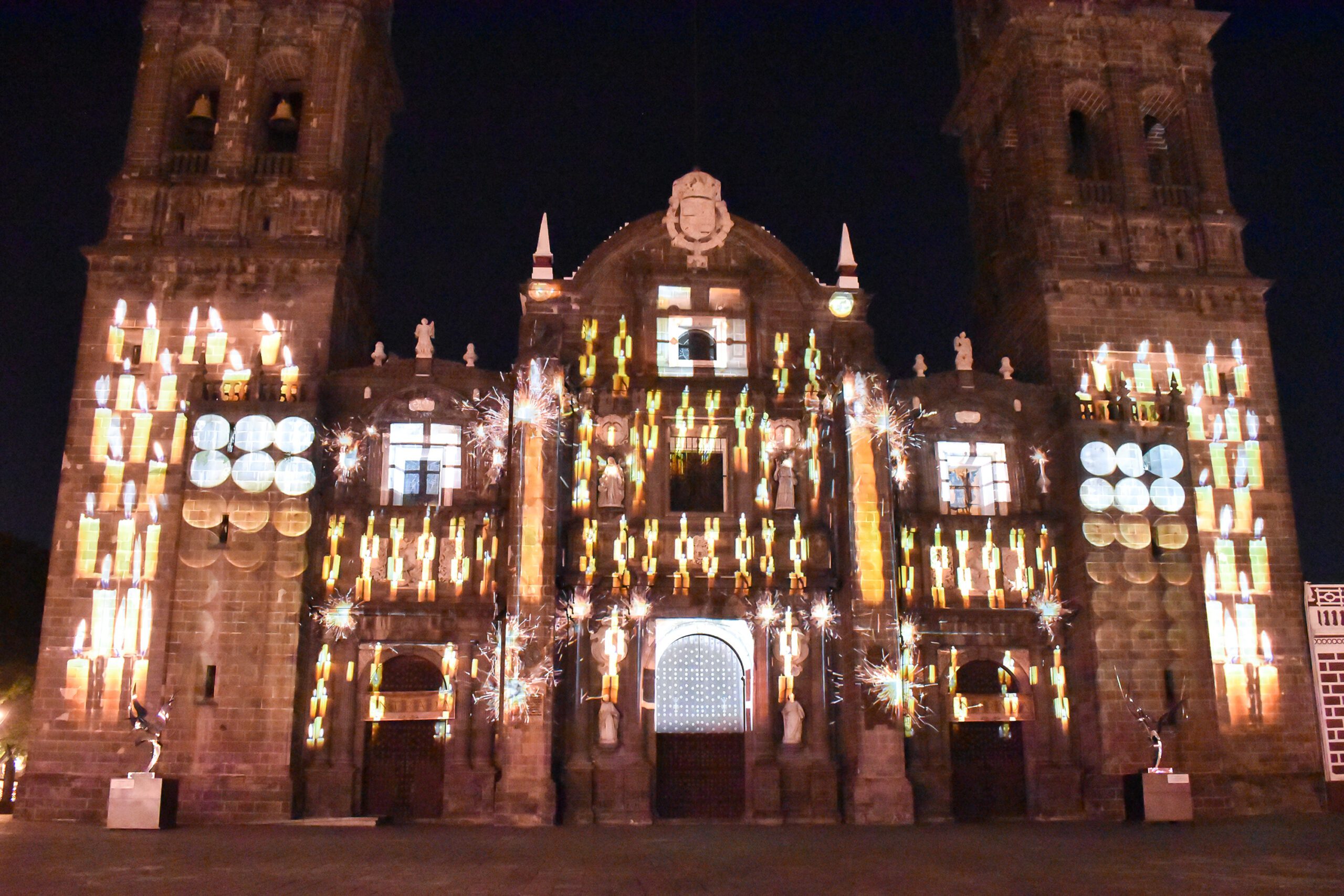 Reanuda Turismo video mapping navideño en Catedral (3)