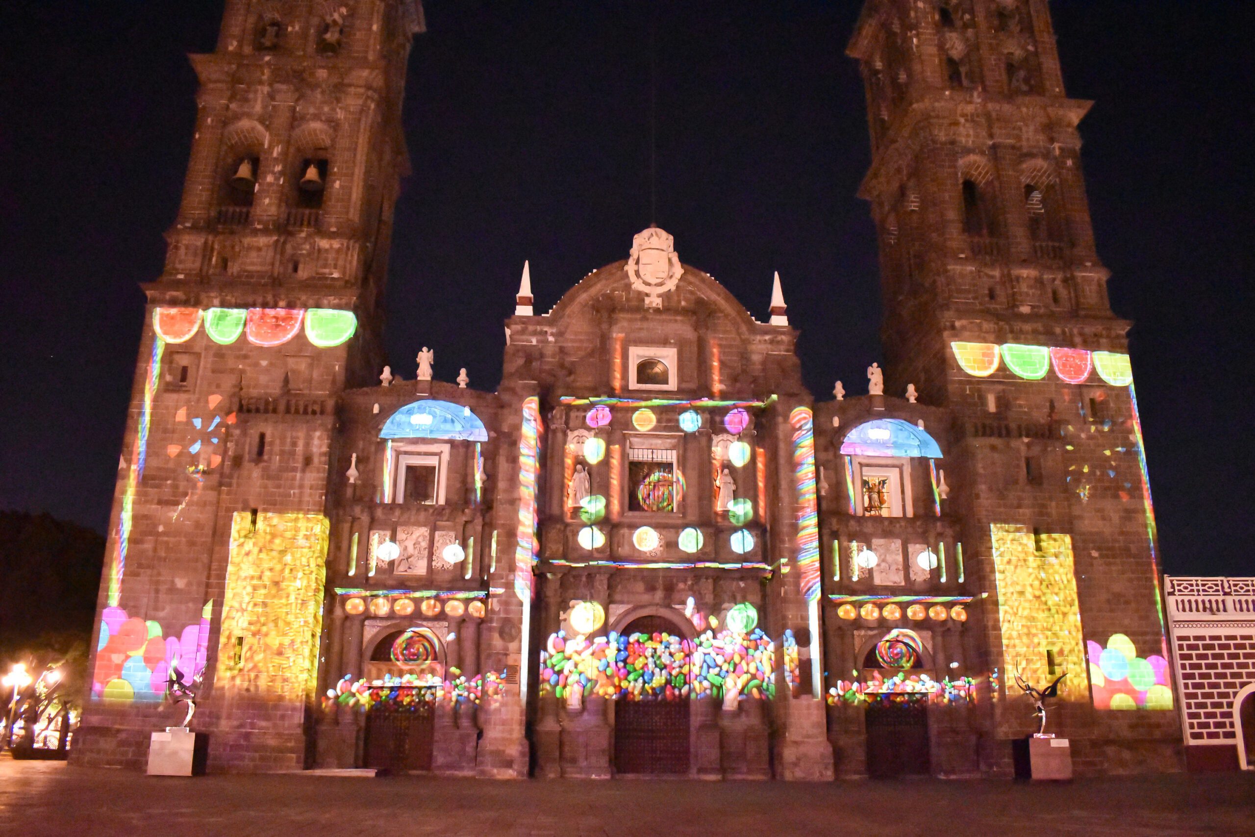 Reanuda Turismo video mapping navideño en Catedral