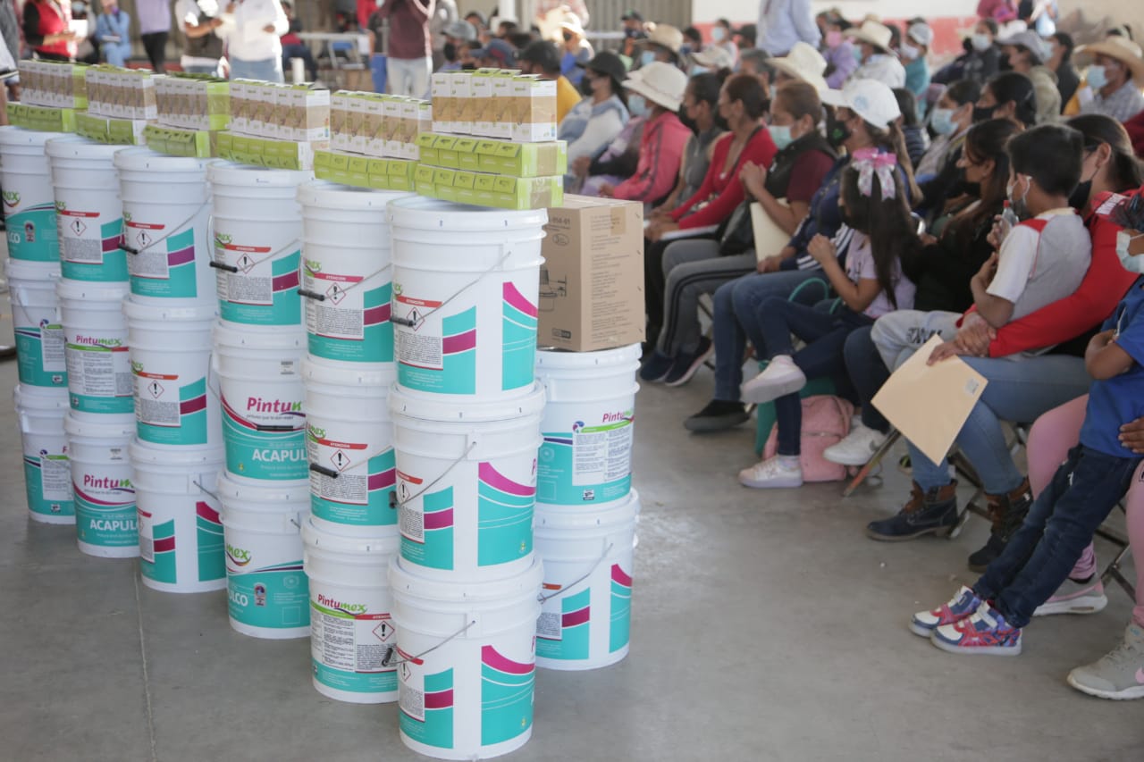 Otorga Bienestar acciones de vivienda en Tilapa, Tepeojuma y Santa Isabel Cholula