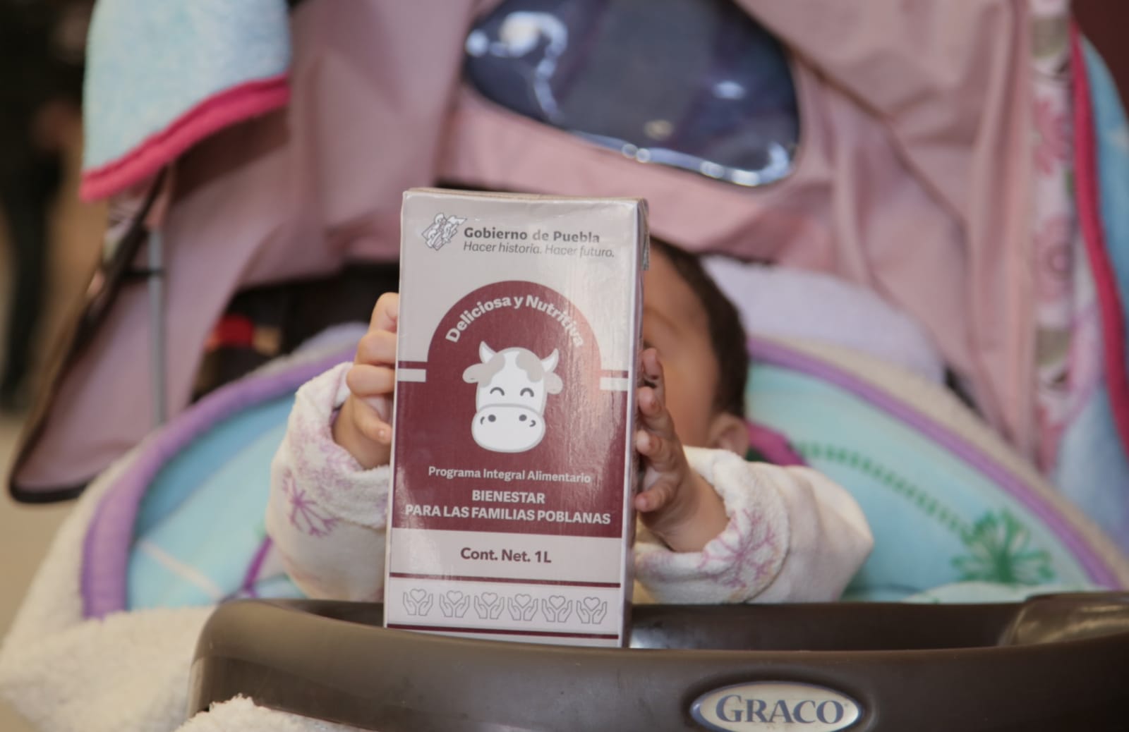 Continúa Bienestar entrega de producto lácteo en la capital poblana