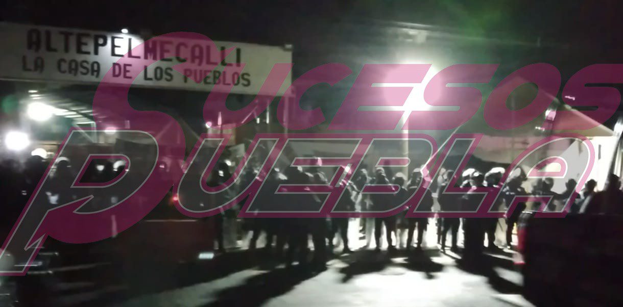 GN y granaderos desalojan a manifestantes de Bonafont de Juan C. Bonilla