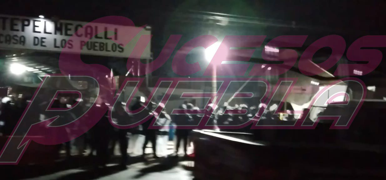 GN y granaderos desalojan a manifestantes de Bonafont de Juan C. Bonilla