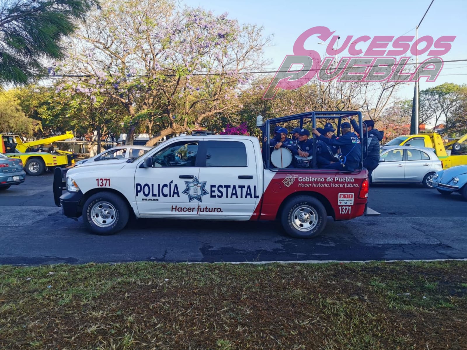 Color, música y gallardía de mostró en el Pase de Revista para el Desfile del 5 de Mayo