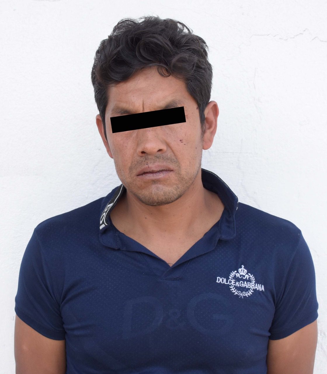 En acción inmediata, policía municipal detuvo a cinco hombres por violento asalto