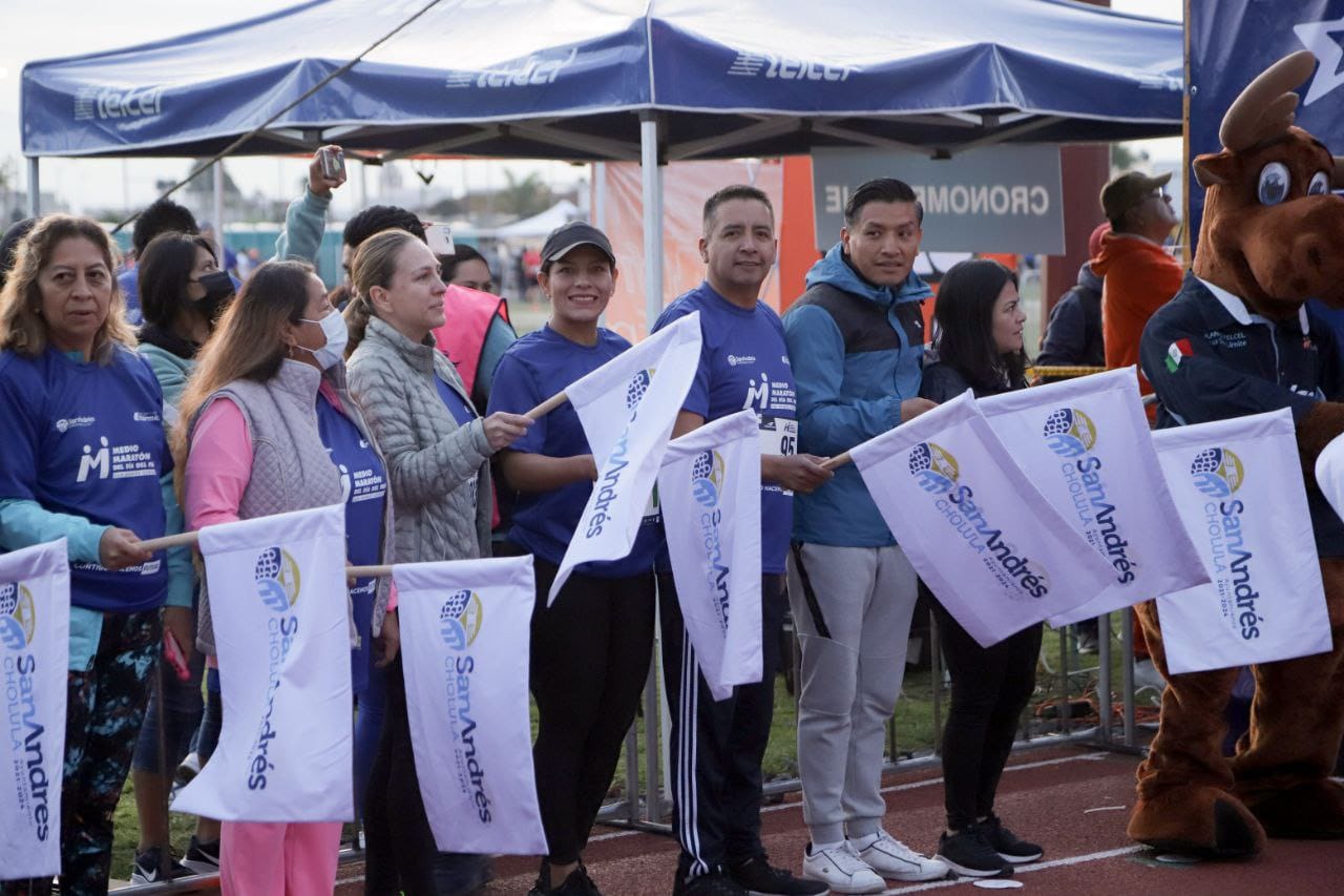 Con éxito se realizó el medio maratón del día del papá en San Andrés Cholula