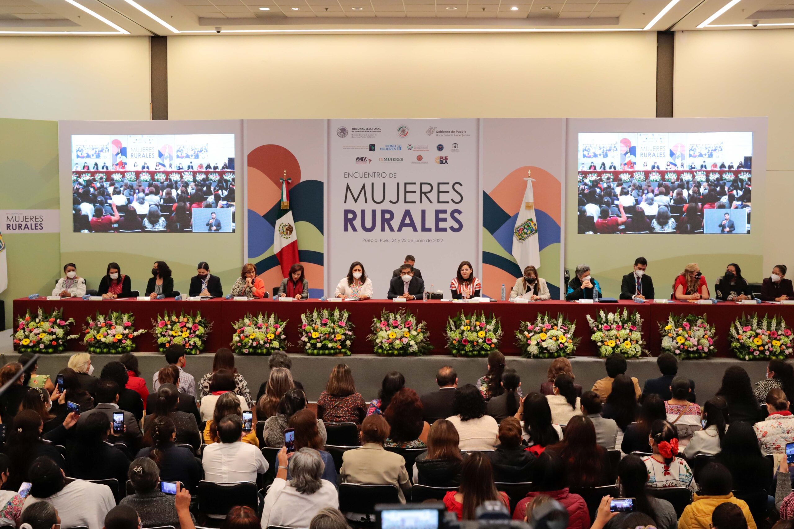 Con programas especiales e inversión de 2mmdp, gobierno de Puebla empodera a mujeres rurales MBH