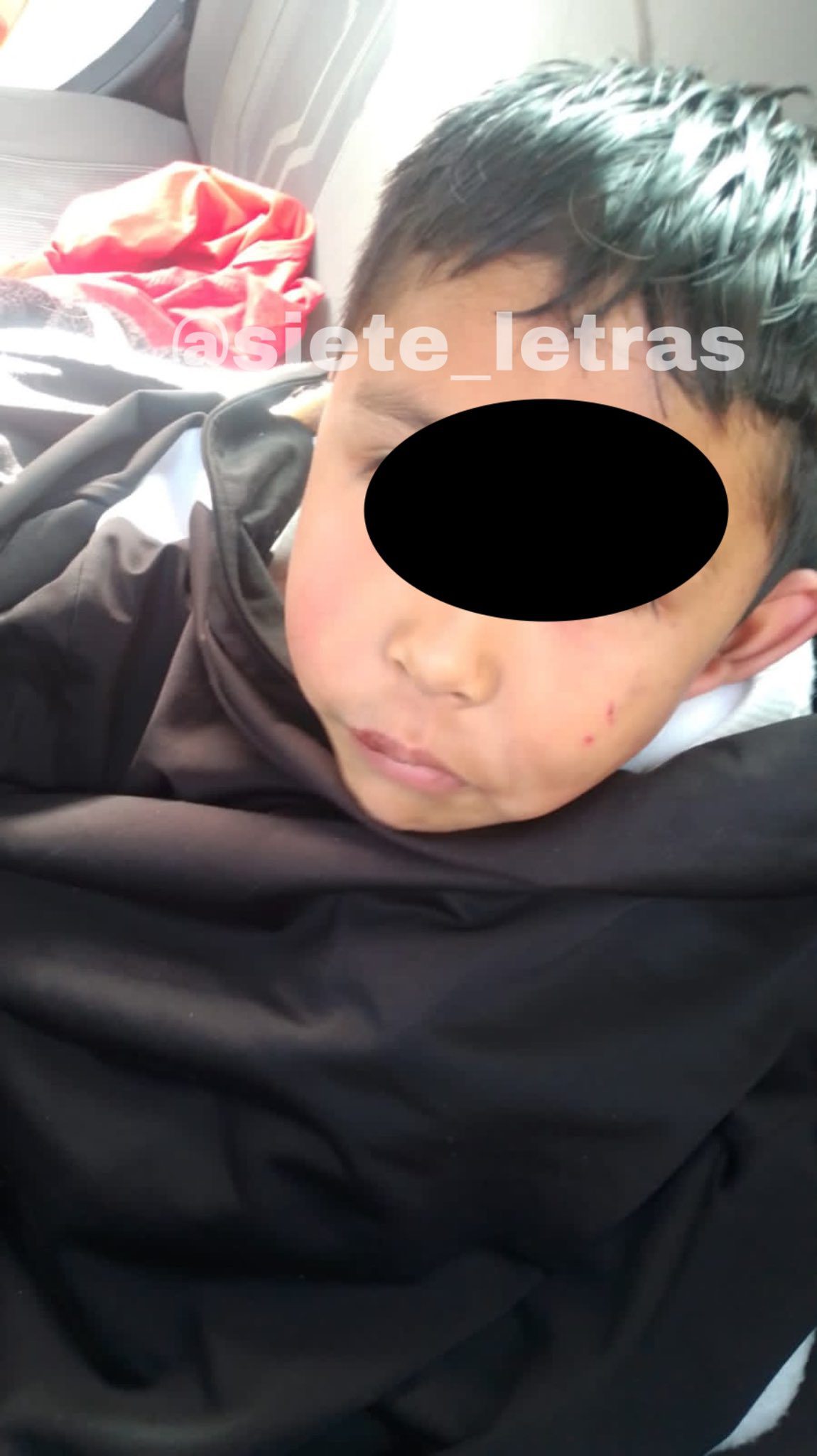 FOTOSgolpean a pareja por maltratar a menor de 4 años en Chalco, Edomex2